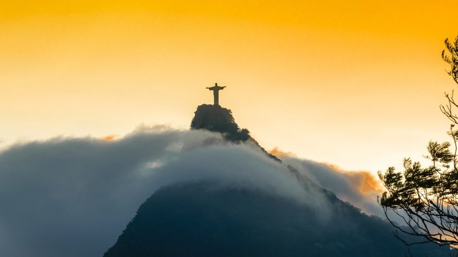ブラジル大統領が感染か?自業自得、コロナを軽視した罰?